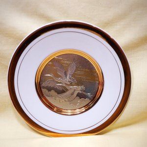 *** 24 kt gold CHOKIN Plate with "Flying Bird" Design ***